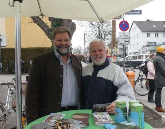 UWG auf dem Gröbenzeller Wochenmarkt …