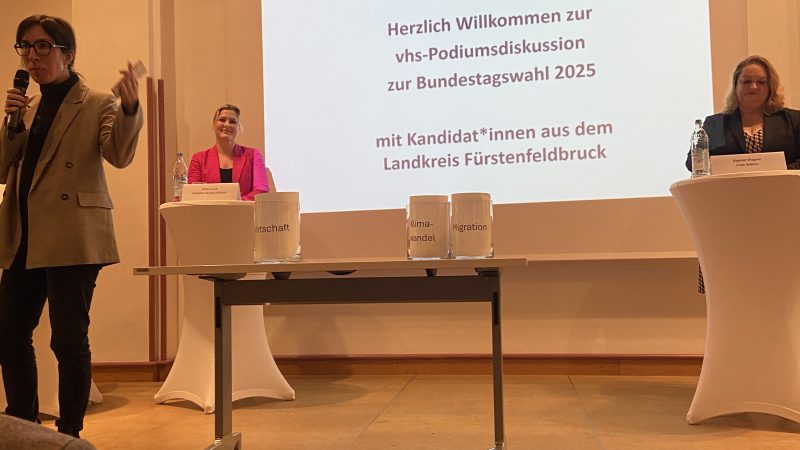 Podiumsdiskussion der VHS mit den BundestagskanditatInnen