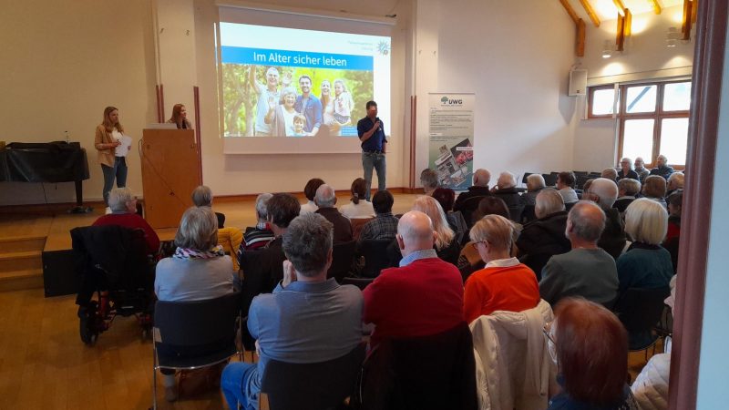 Erfolgreiche Veranstaltung zum Thema ‚Falsche Polizeibeamte an der Haustür und Telefon‘